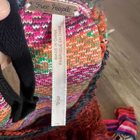 Free People Rare Hearts Red Knit Crochet Sweater Tunic Mini Dress
Womens size S - Picture 3 of 12